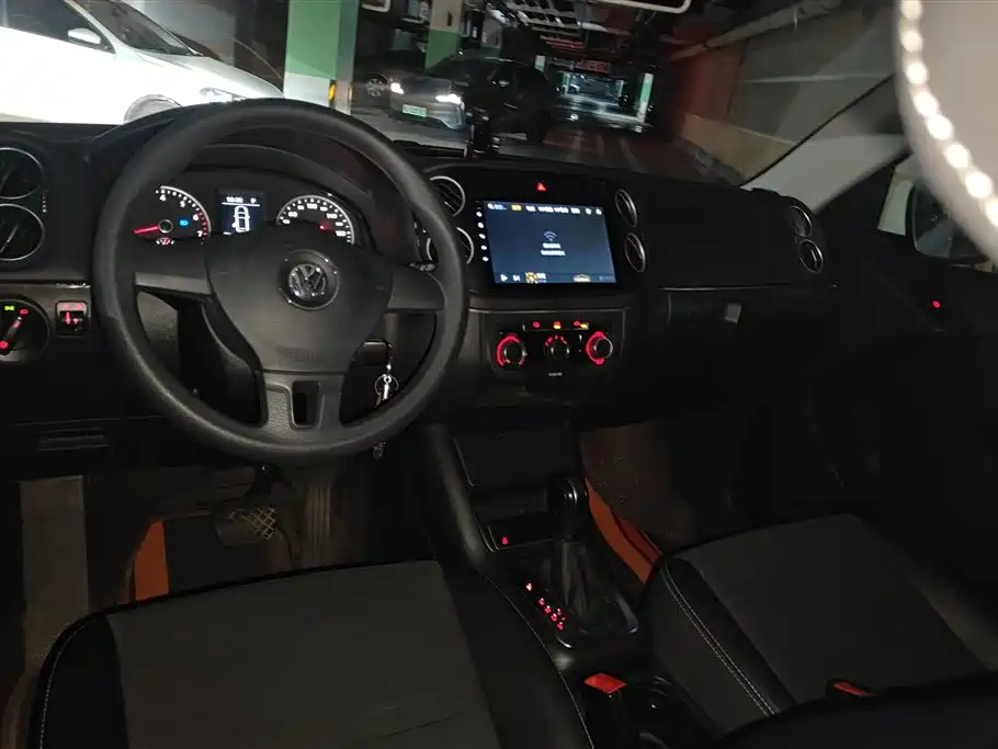 Volkswagen Tiguan 2017 300TSI Automatic 2WD Silk Road Fashion Edition фото 12