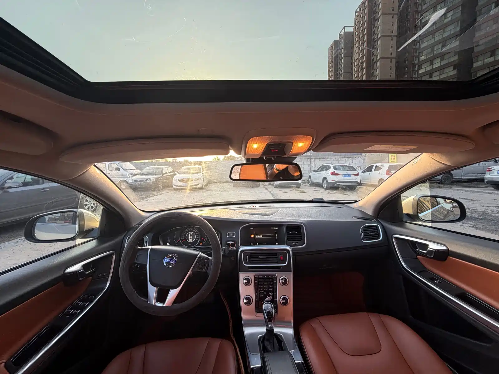 Photo 9 - Volvo S60