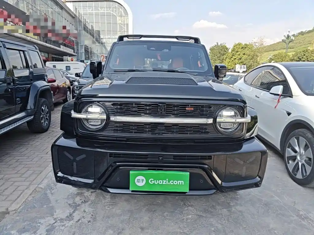 Crossboundary Auto Co-created Tank 300 2023 2023 2.0T Cyber Knight