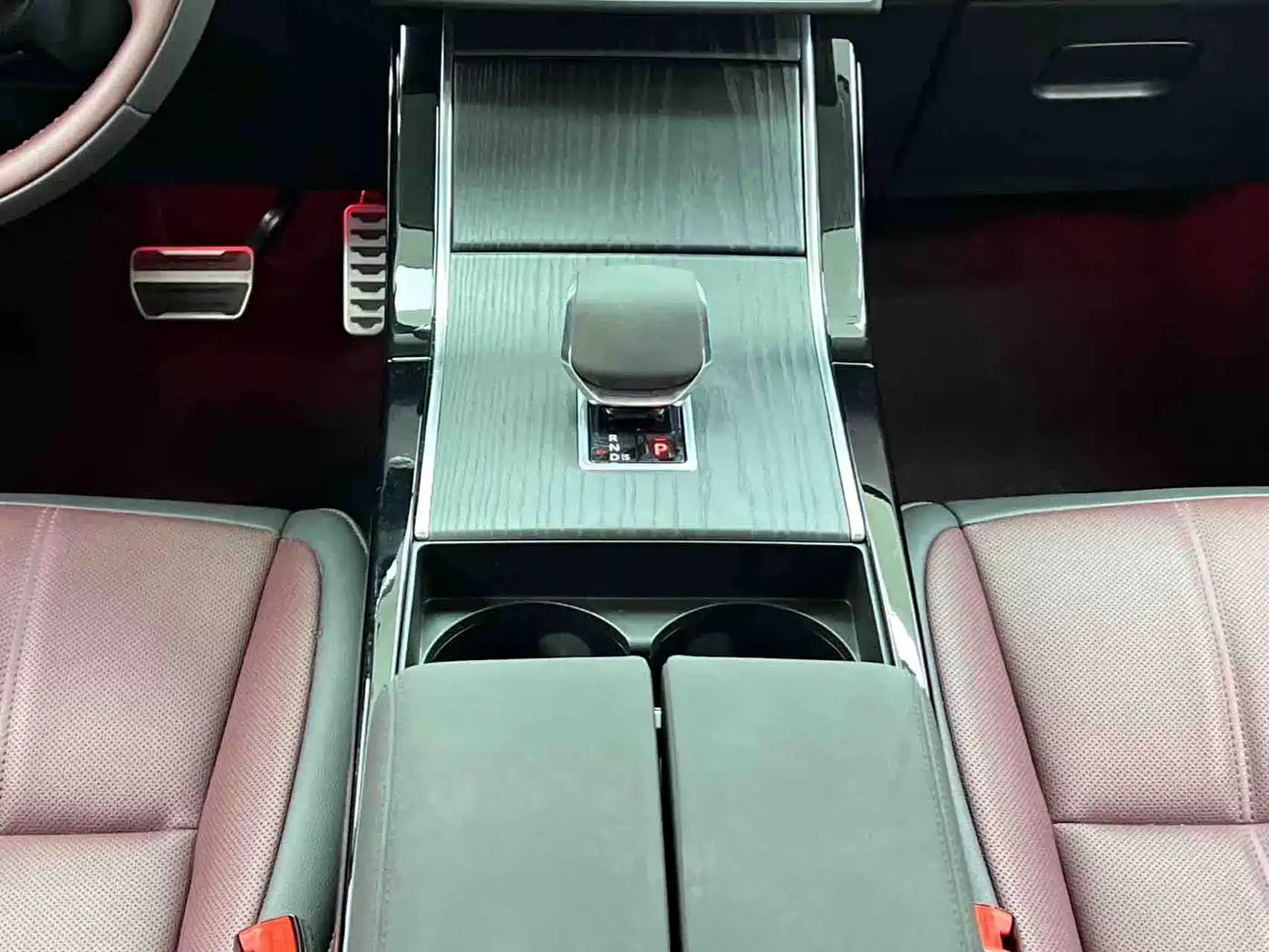 LAND ROVER RANGE ROVER AURORA