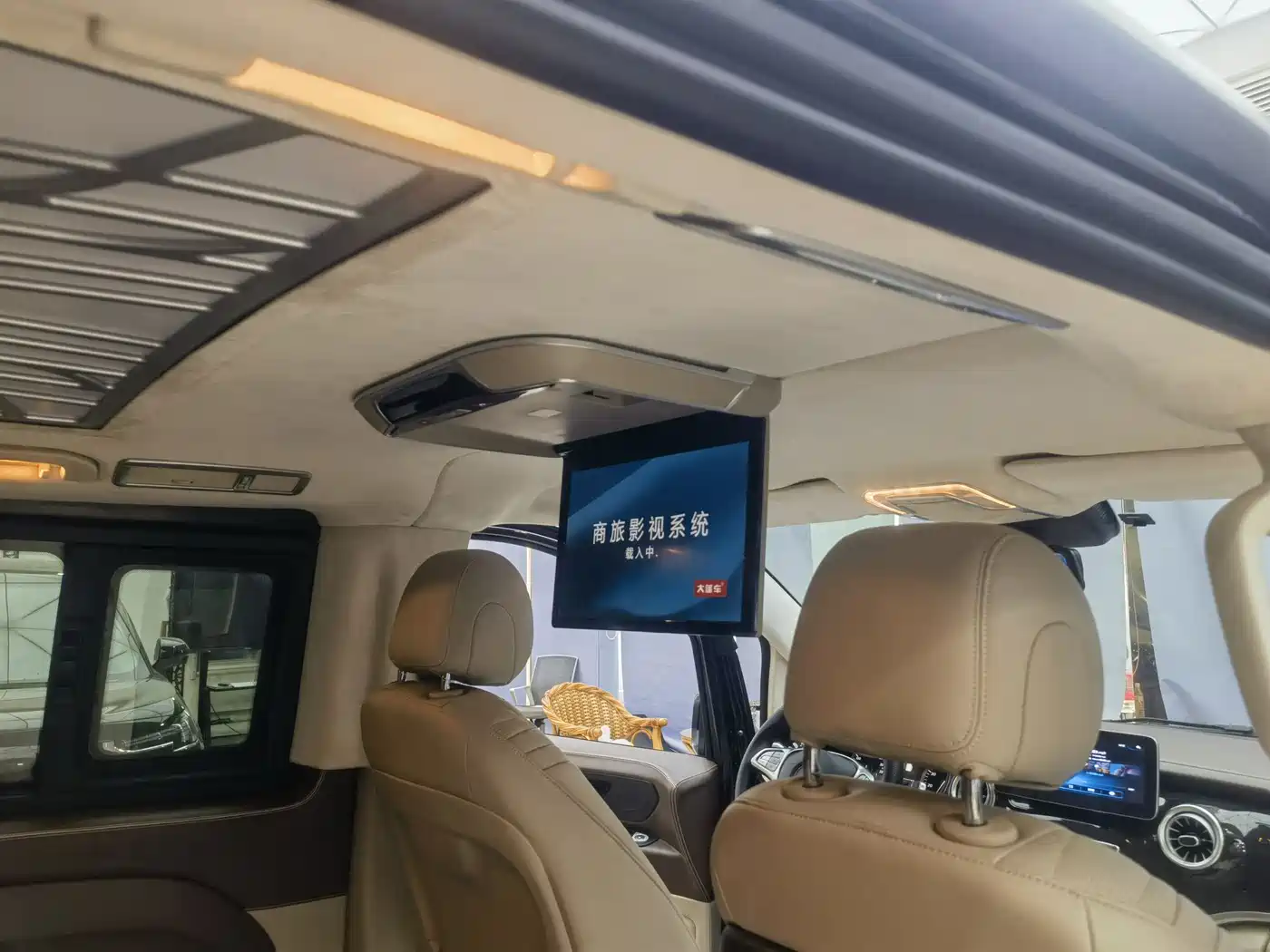 Mercedes-Benz Vito 2016 2.0T Elite Edition фото 12
