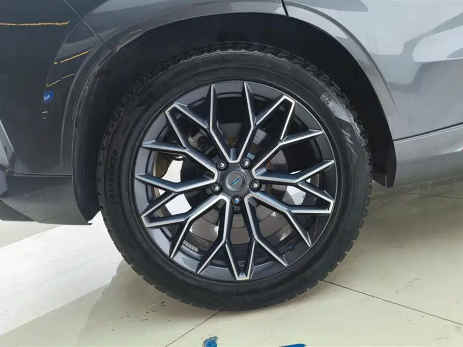 CHANGAN CHANGAN AUCHAN Z6