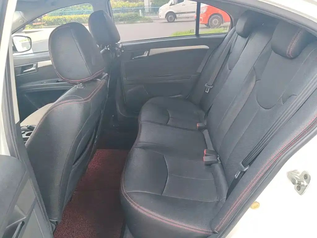 Roewe 350 2016 2015 Model 1.5L Manual Luxury Sunroof Edition