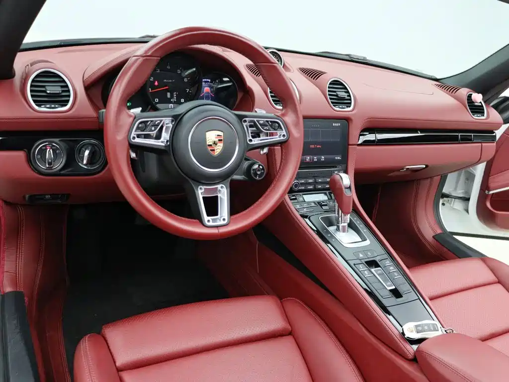 Photo 7 - Porsche 718