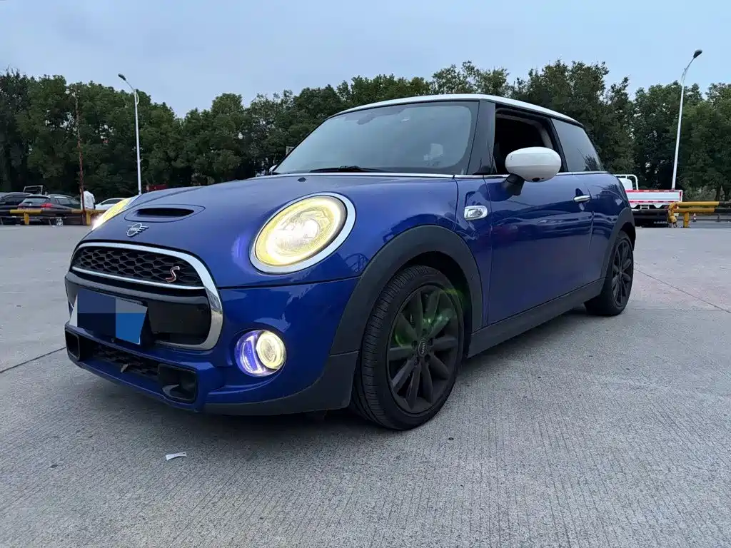 Фото 1 - MINI MINI