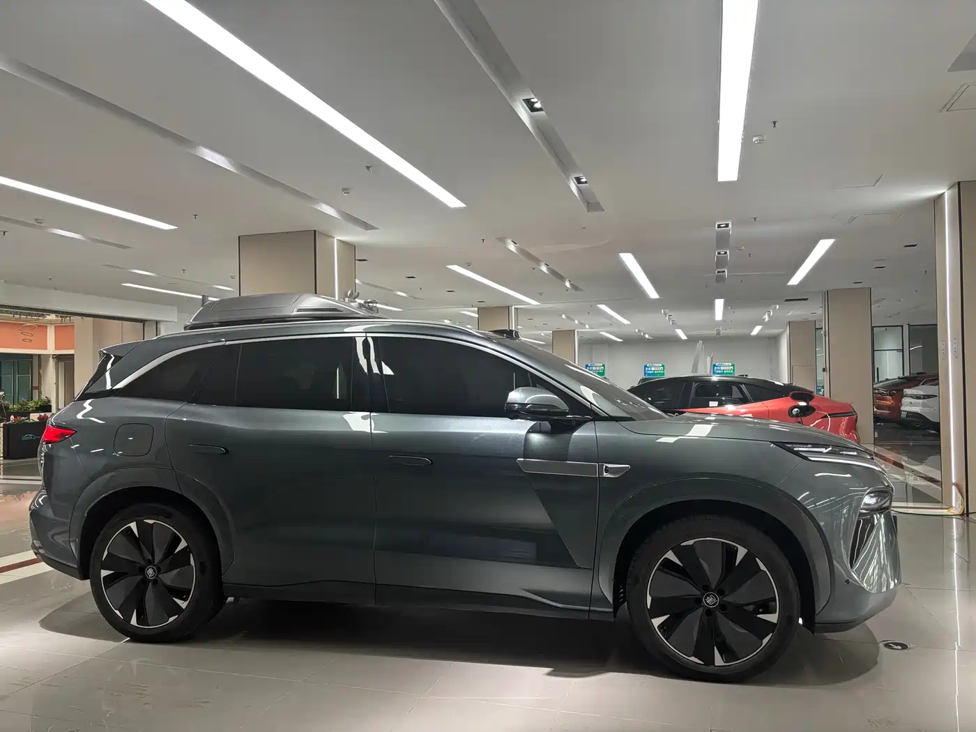 BYD Tang L 2025 DM 175KM Drone Player Edition фото 4