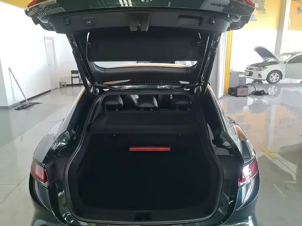 MG MG7 2025 2025 2.0T Trophy+ Super Smart Driving Edition