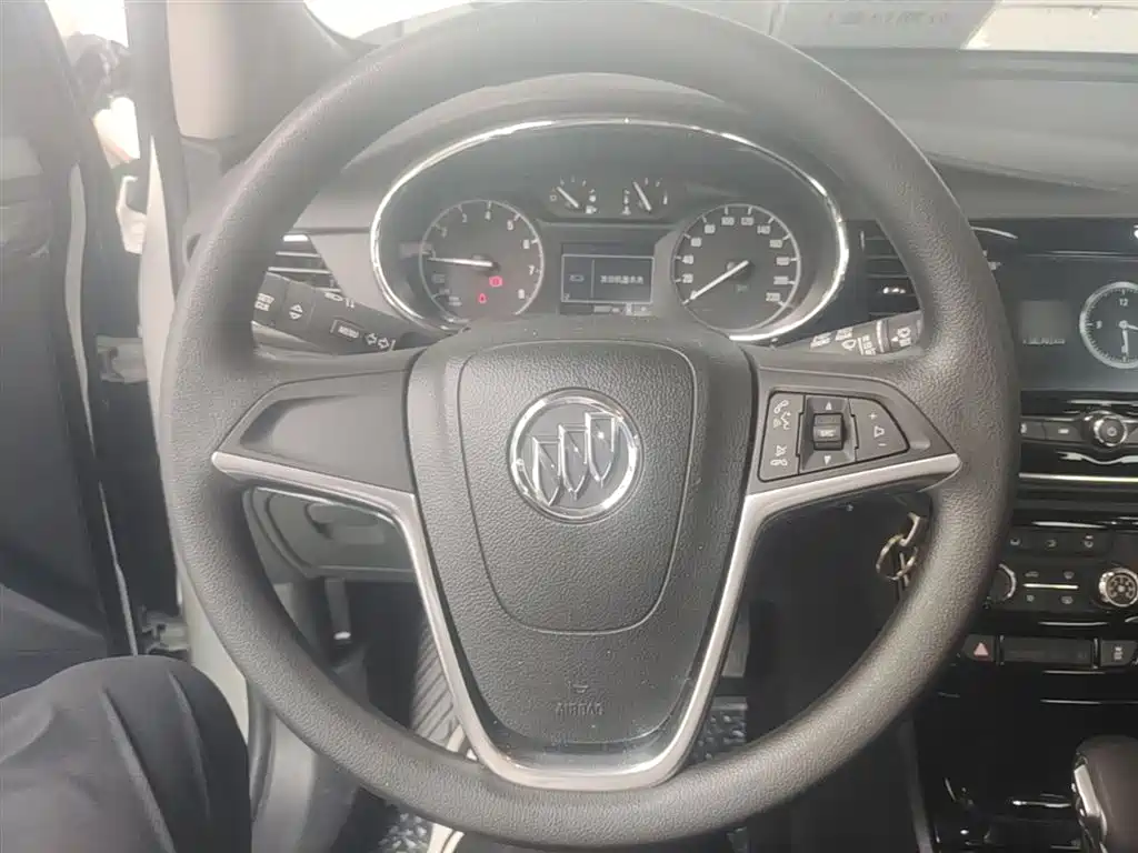 Buick Encore 2018 18T Automatic 2WD Urban Leading фото 11