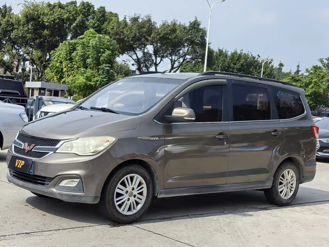 Wuling Motors Wuling Hongguang 2015 — пригон из Китая