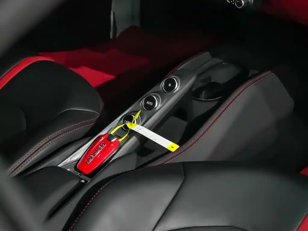 Ferrari F8 2021 2019 Tributo 3.9T V8