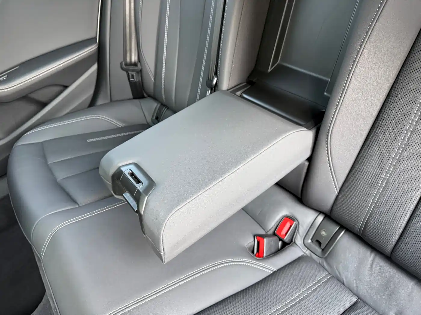 Audi A4L 2020 40 TFSI Fashion Dynamic Edition фото 36