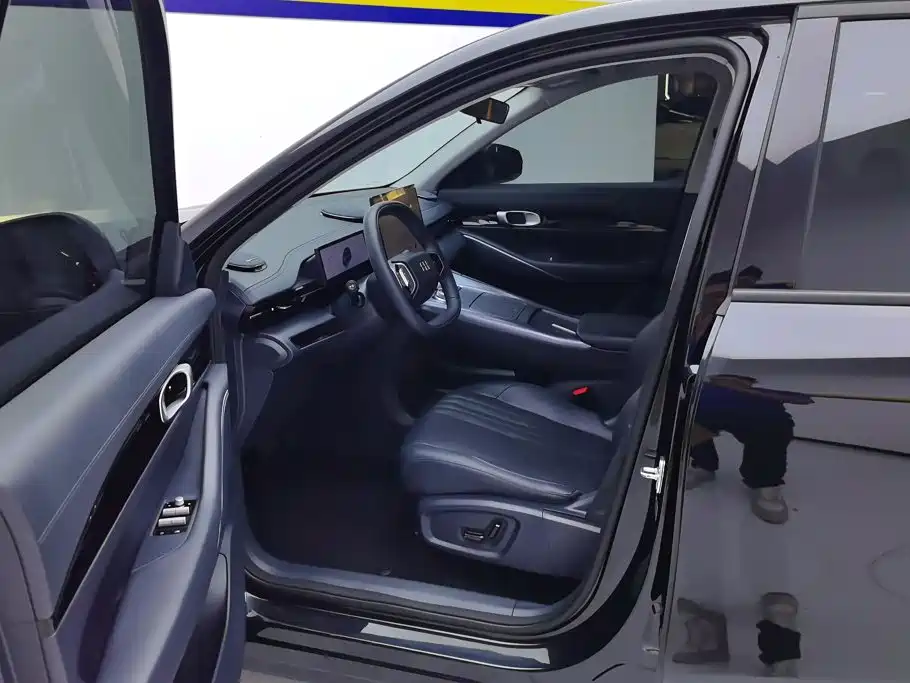 Photo 9 - Geely Galaxy Galaxy E5