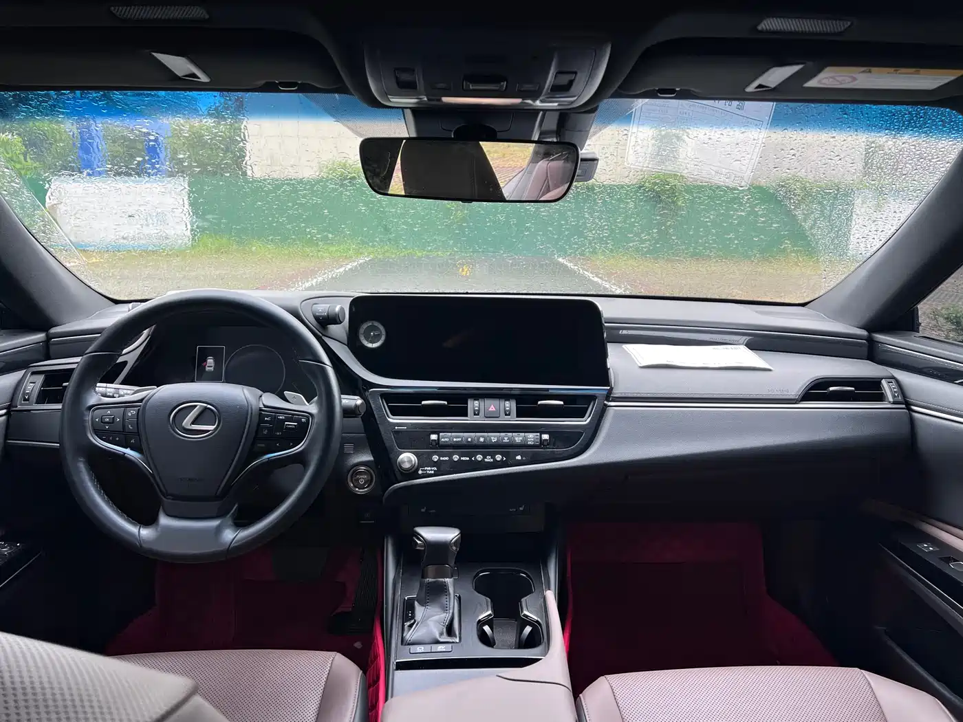 Lexus ES 2022 300h Excellence Edition фото 8