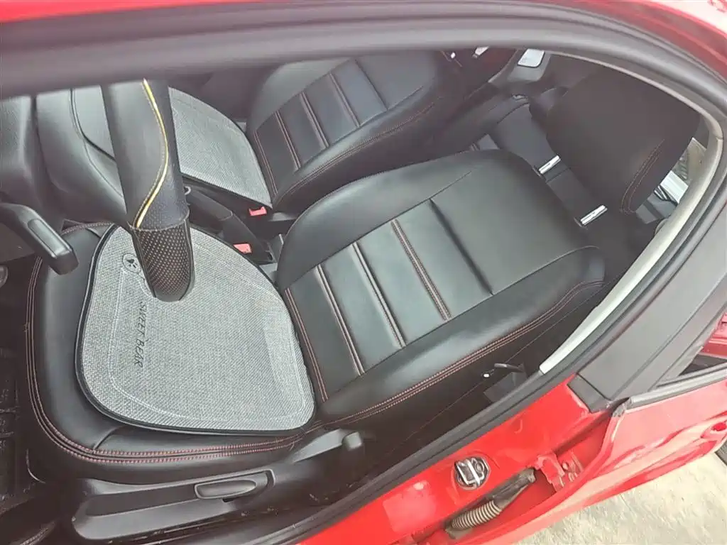 Volkswagen Polo 2018 1.5L Manual Safe Drive фото 15