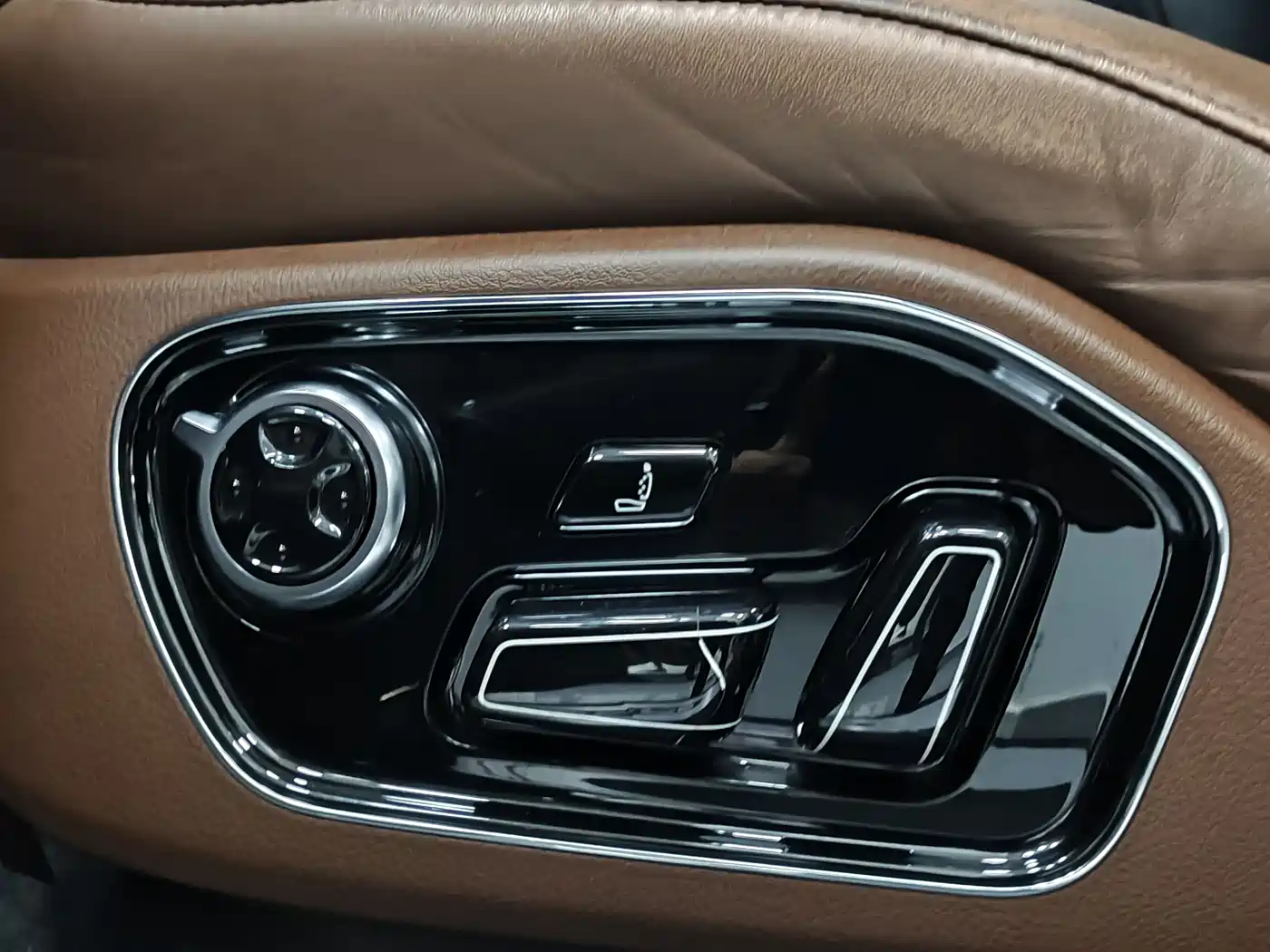 Audi A8 2017 A8L 45 TFSI quattro Luxury фото 12