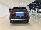 Photo 5 - Hongqi HS5