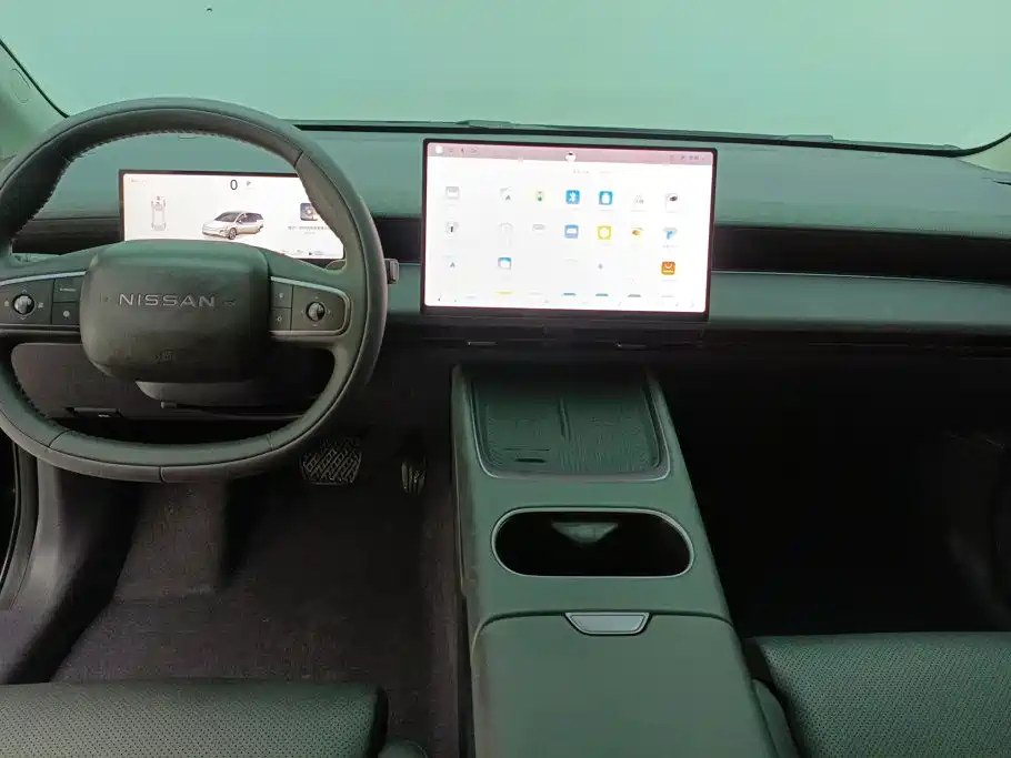 Nissan N6 2026 2025 Mid Configuration