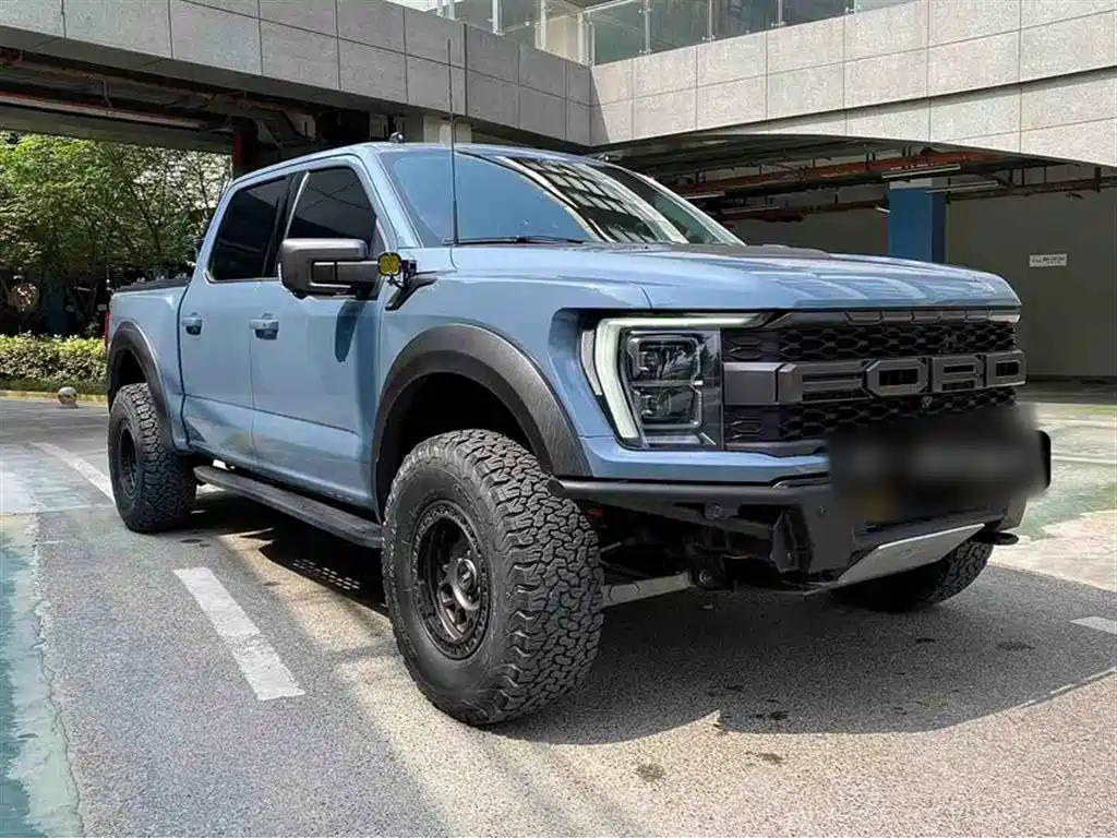 FORD F-150 RAPTOR