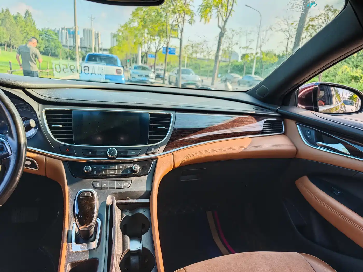 Фото 13 - Buick LaCrosse