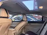 Фото 9 - Lexus ES