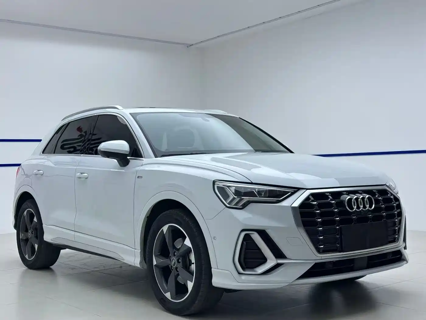 Audi Q3 2023 35 TFSI Fashion Dynamic (1.4T) фото 3