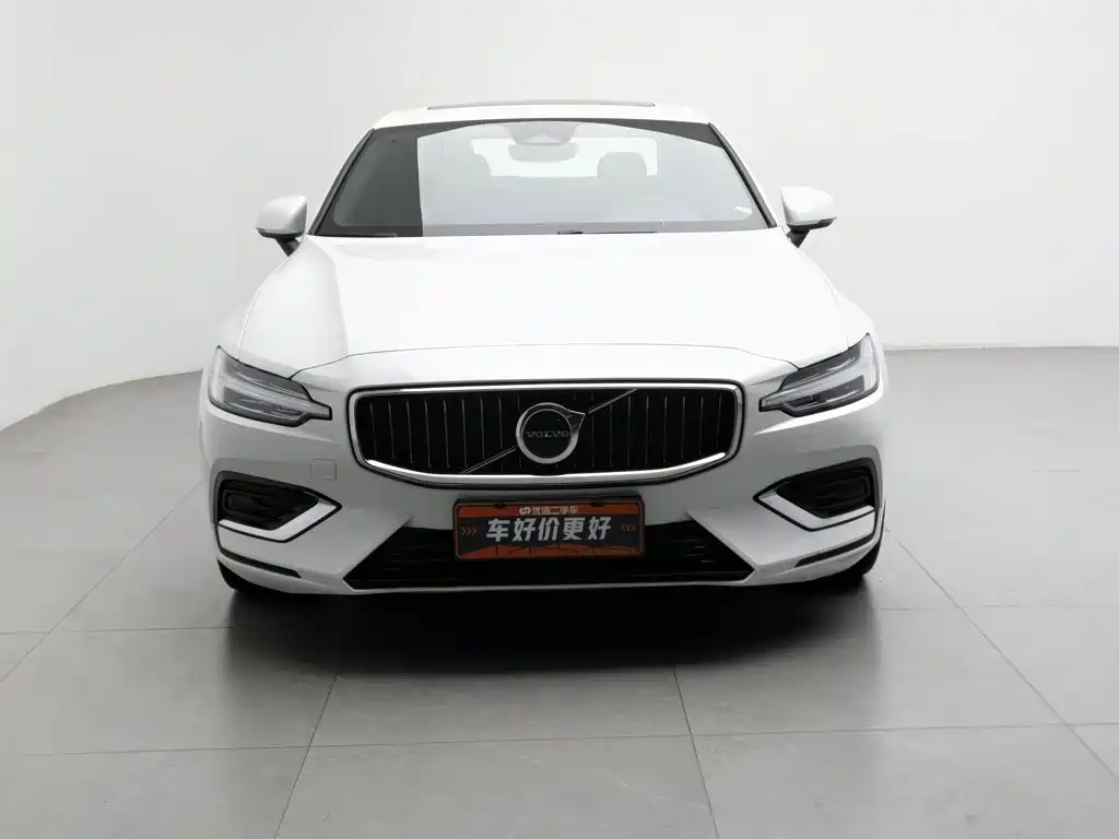 Volvo S60 2024 2024 B4 Inscription Luxury Edition