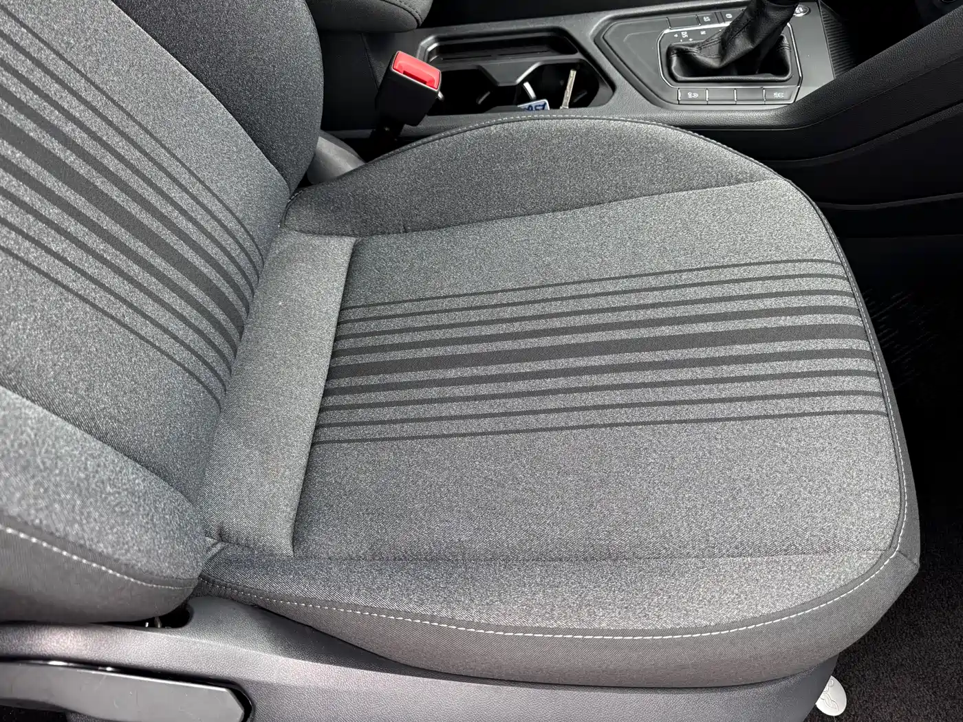 Volkswagen Tharu 2022 280TSI 2WD Trend фото 14