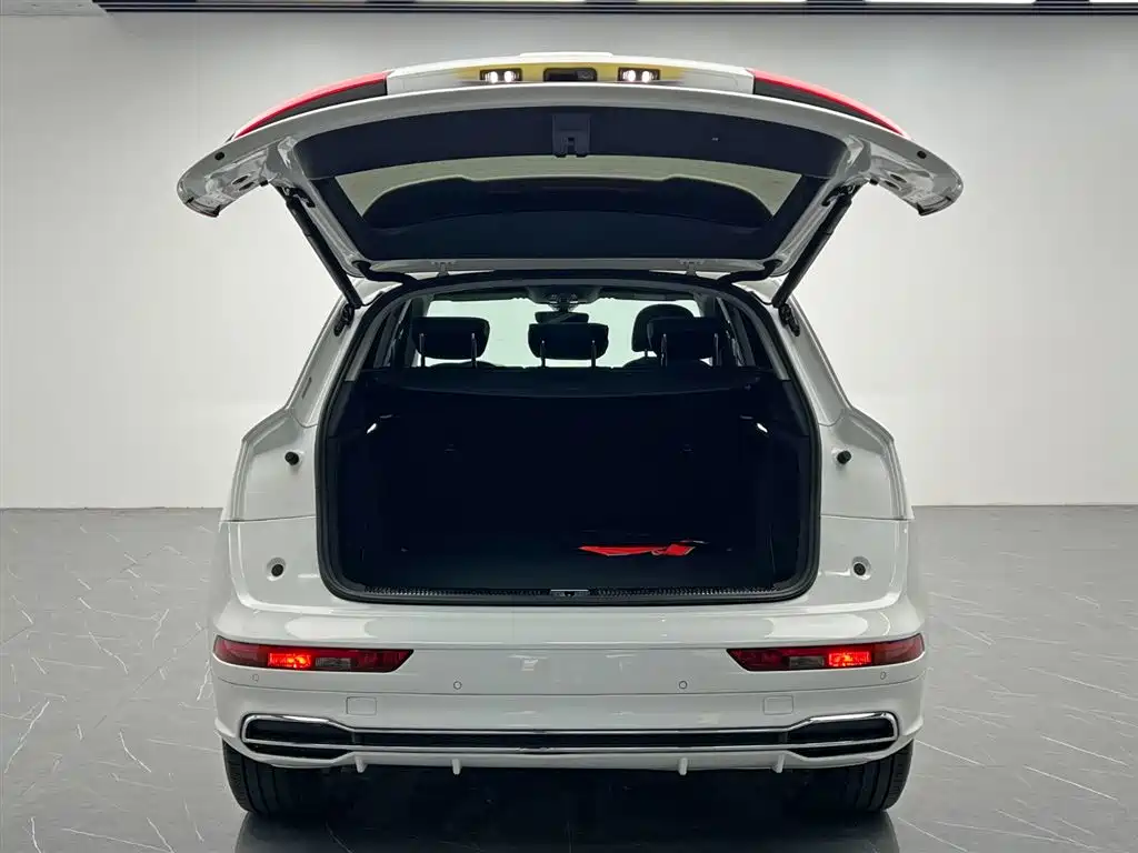 Audi Q5L 2018 40 TFSI Prestige Fashion (China V) фото 9