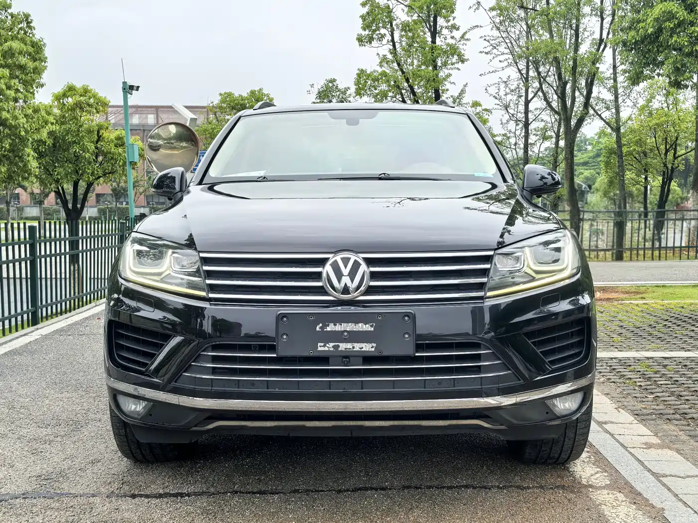 Volkswagen Touareg 2017 3.0TSI Explorer Edition фото 2