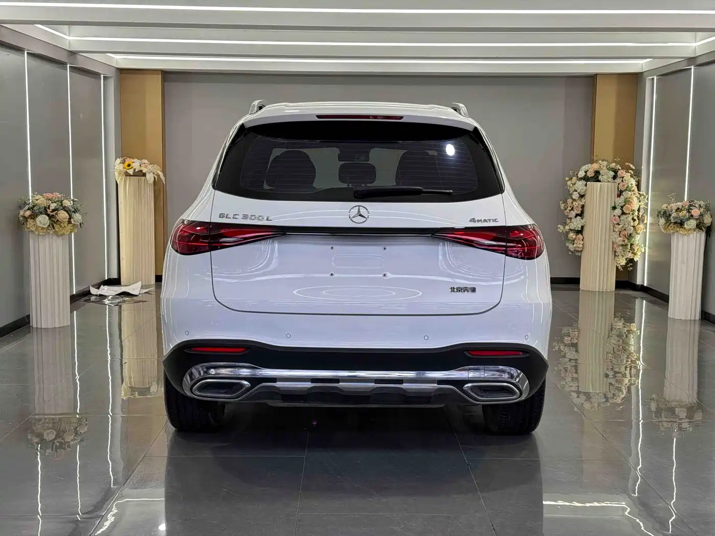 Mercedes-Benz GLC 2024 GLC 260 L 4MATIC Luxury 7-seater фото 8