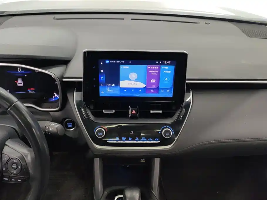 Toyota Corolla Cross 2022 2.0L Flagship Edition фото 13