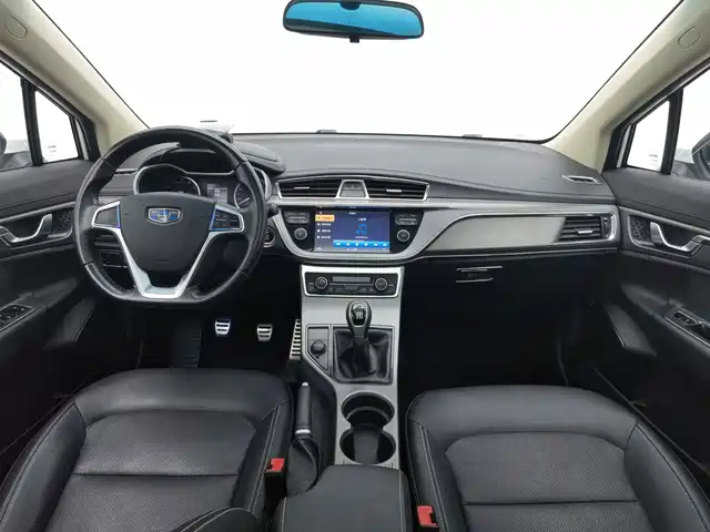 Geely Emgrand GS 2016 Sport Edition 1.8L Manual Premium — фото 5
