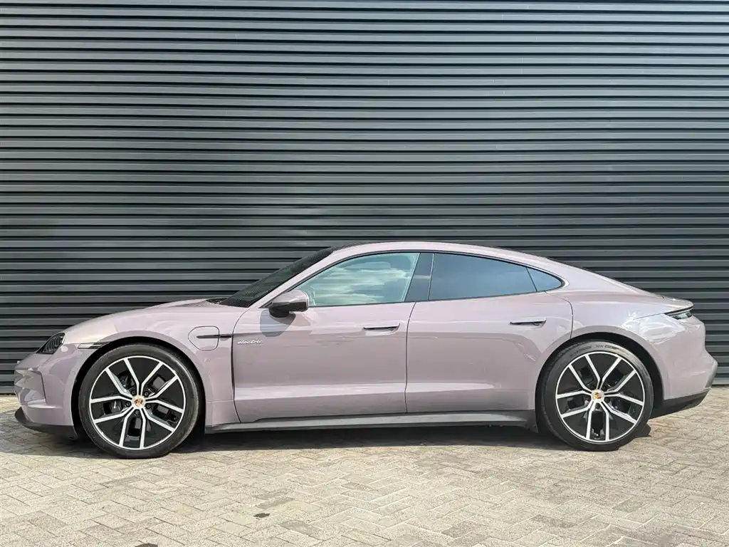 Porsche Taycan 2025 2026 Taycan 4