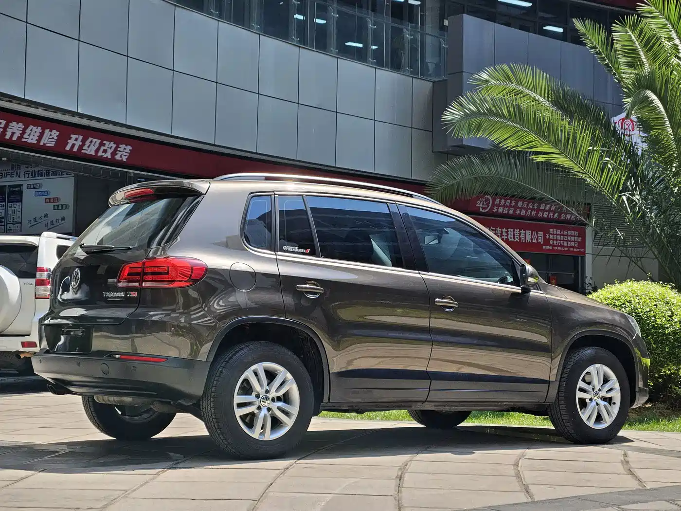 Volkswagen Tiguan 2013 1.8TSI Manual 2WD Trend Edition фото 11