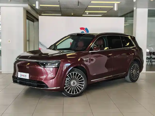 AITO ASK THE WORLD M8