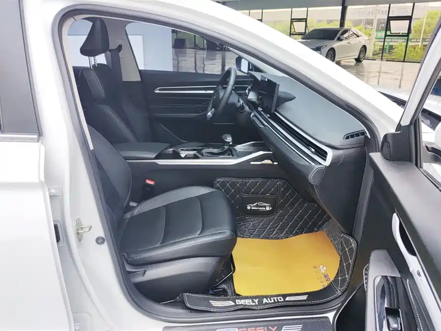 GEELY AUTOMOBILE EMGRAND