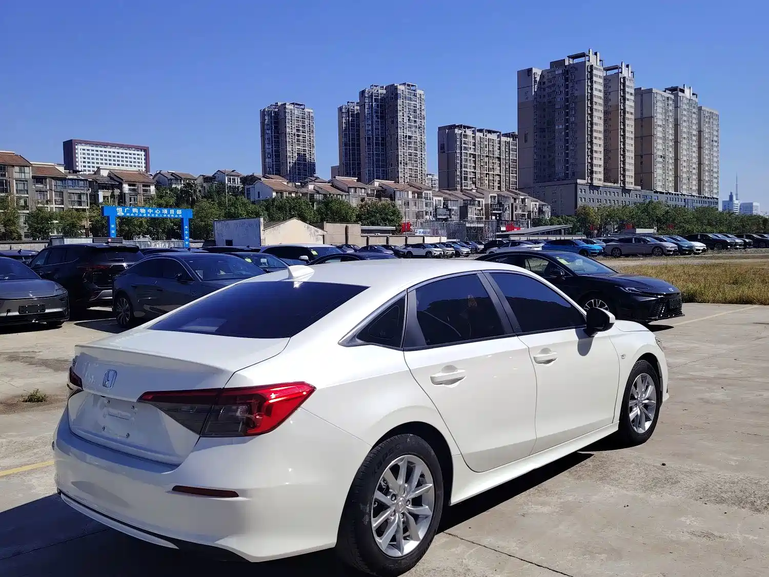 Photo 4 - Honda Civic