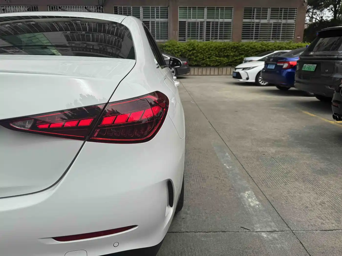Mercedes-Benz C-Class 2022 C 260 L Sport Edition фото 4
