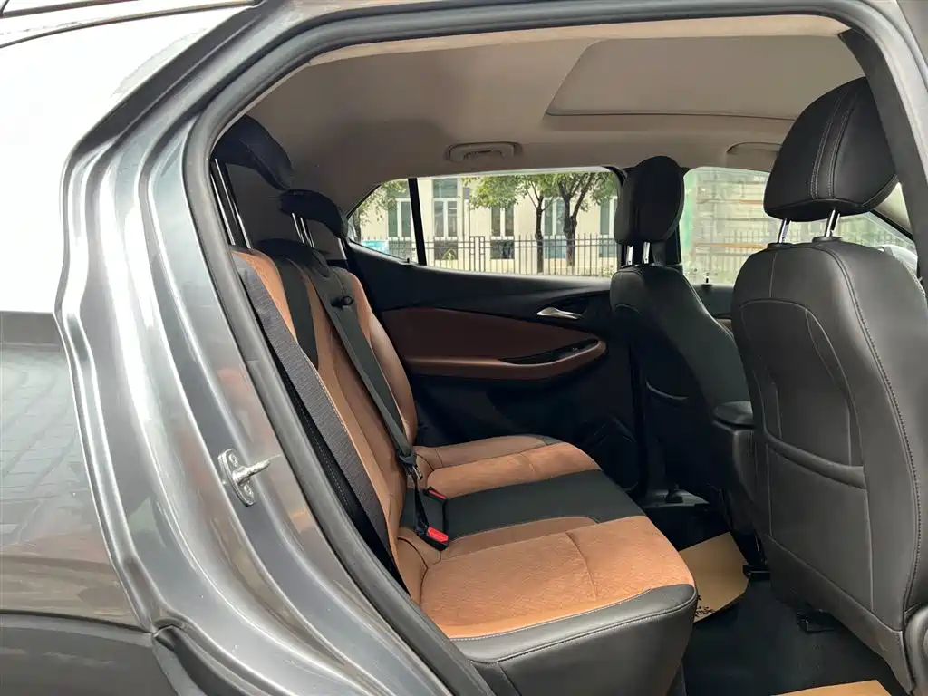 Buick Encore GX 2020 20T CVT 2WD Luxury Model фото 19
