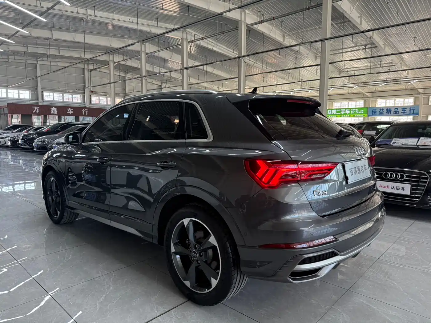 Audi Q3 2023 35 TFSI Fashion Dynamic (1.4T) фото 7