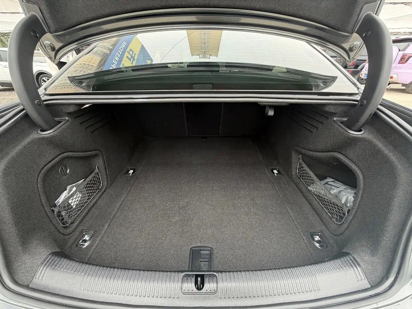 Фото 16 - Audi A4L