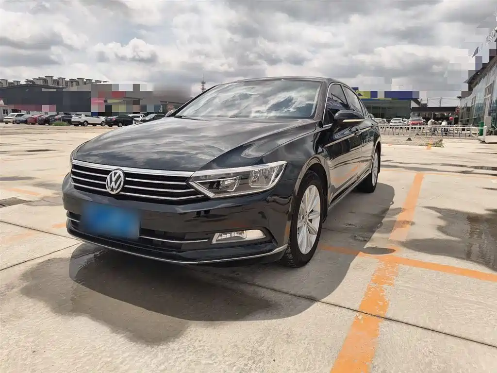Volkswagen Magotan 2017 330TSI DSG Leading фото 2