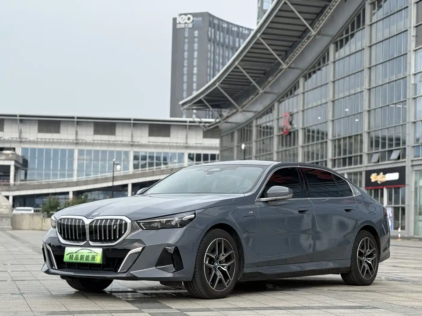 BMW i5 2024 eDrive 35L M Sport Package