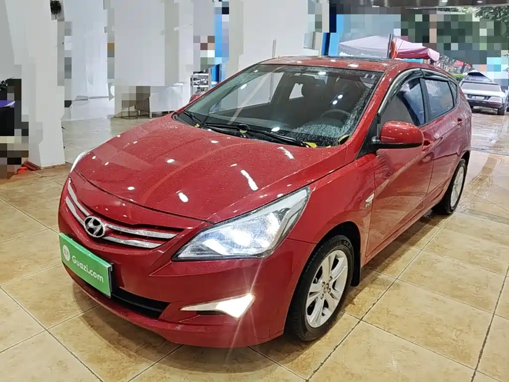 صورة 1 - Hyundai Reina