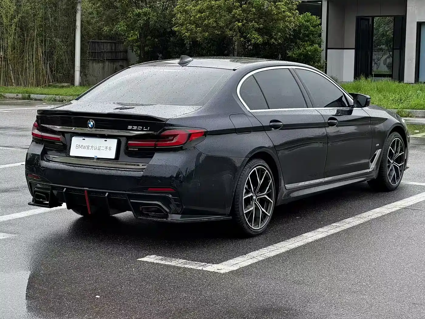 BMW 5 Series 2023 530Li Leading M Sport Package фото 5