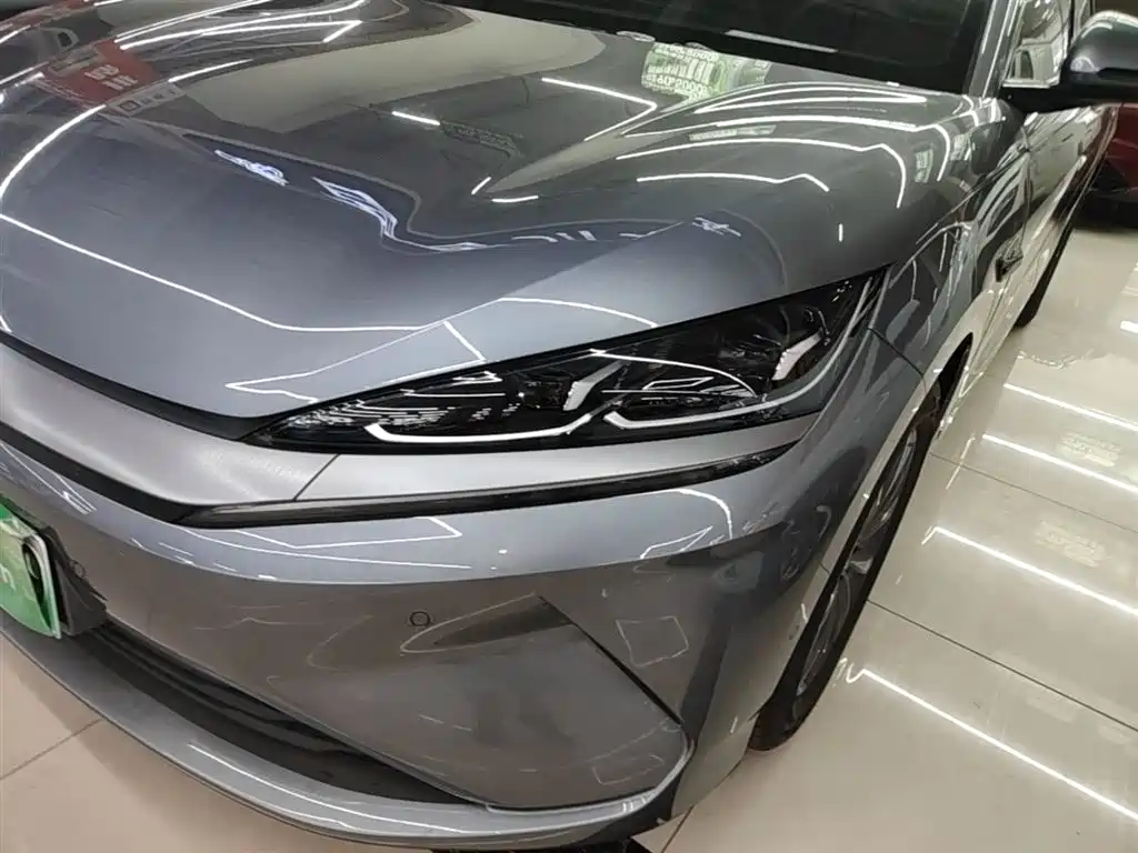 BYD Qin L 2025 EV 470KM Leading Edition фото 18