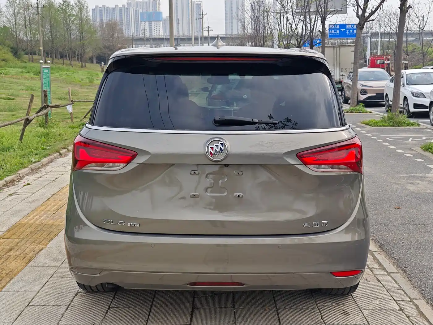 Buick GL6 2019 18T 6-seat Connected Luxury China VI фото 6
