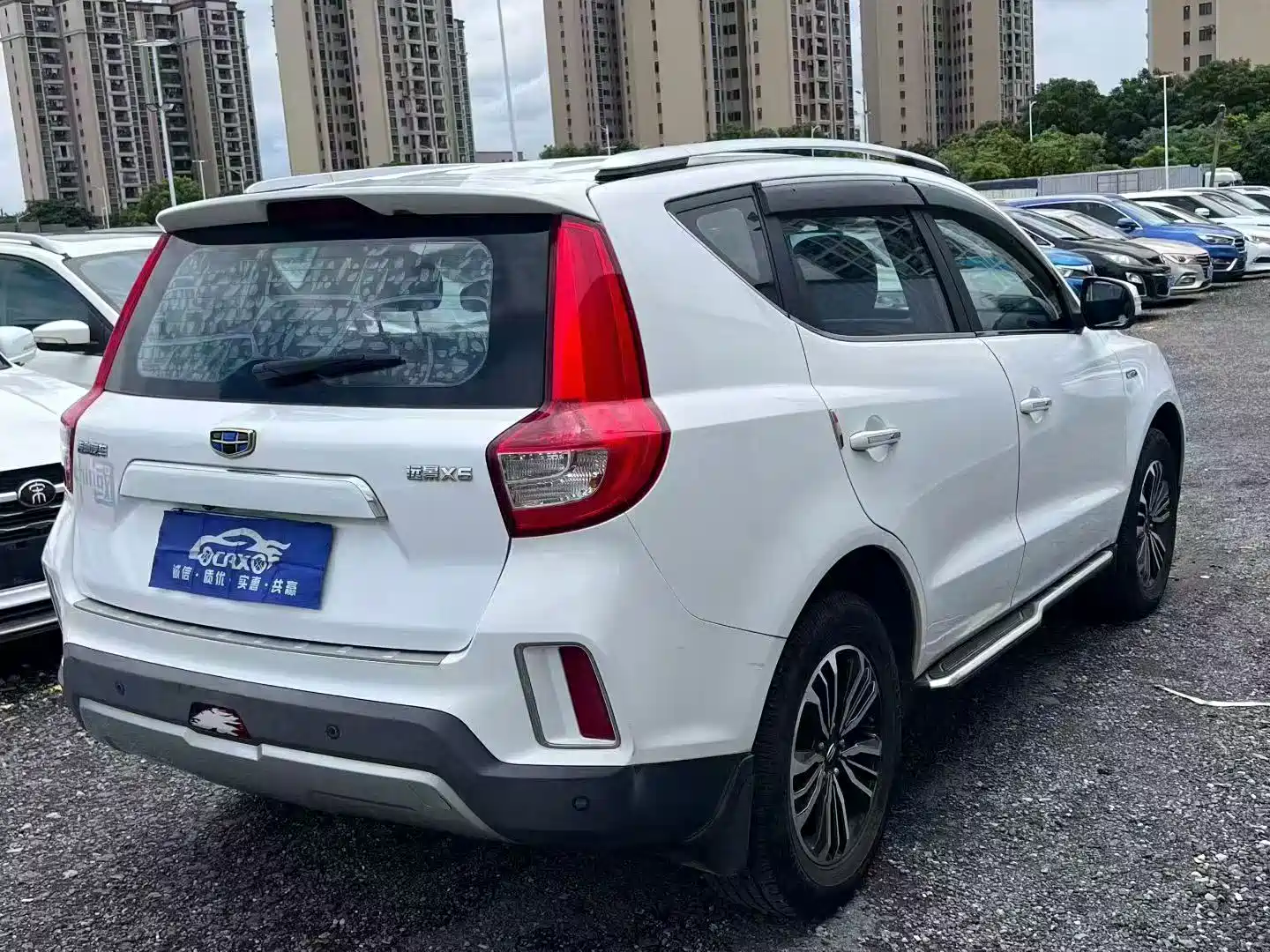 صورة 6 - Geely Emgrand X6
