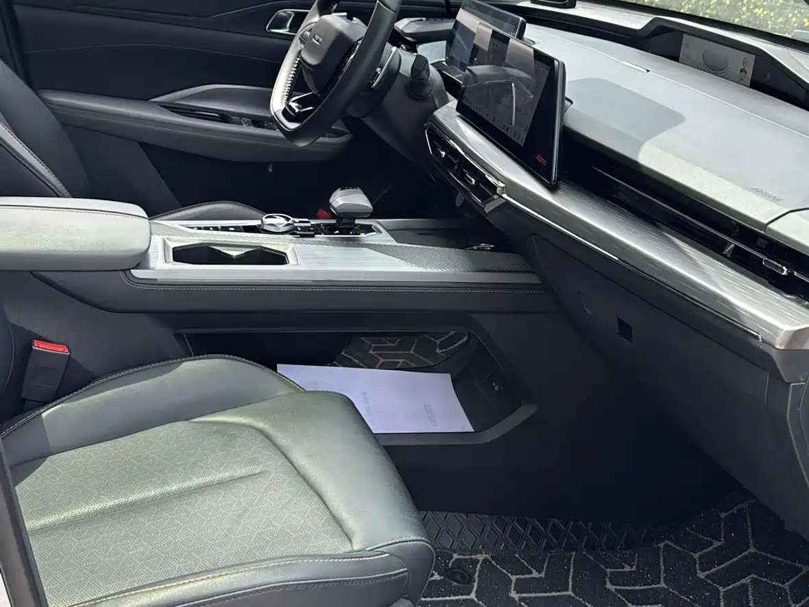 CHANGAN CHANGAN AUCHAN Z6