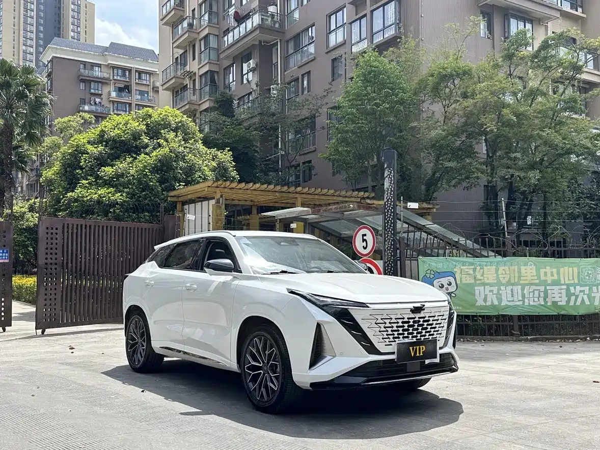 CHANGAN CHANGAN AUCHAN Z6